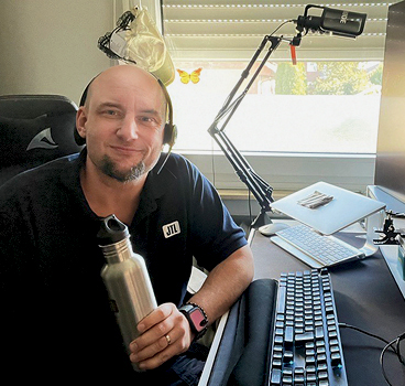 Mike Mitarbeiter Stories